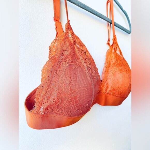 🔆 Host Pick - Joe Fresh Intimates Lace Overlay Bra in size Small NWOT - Picture 13 of 16